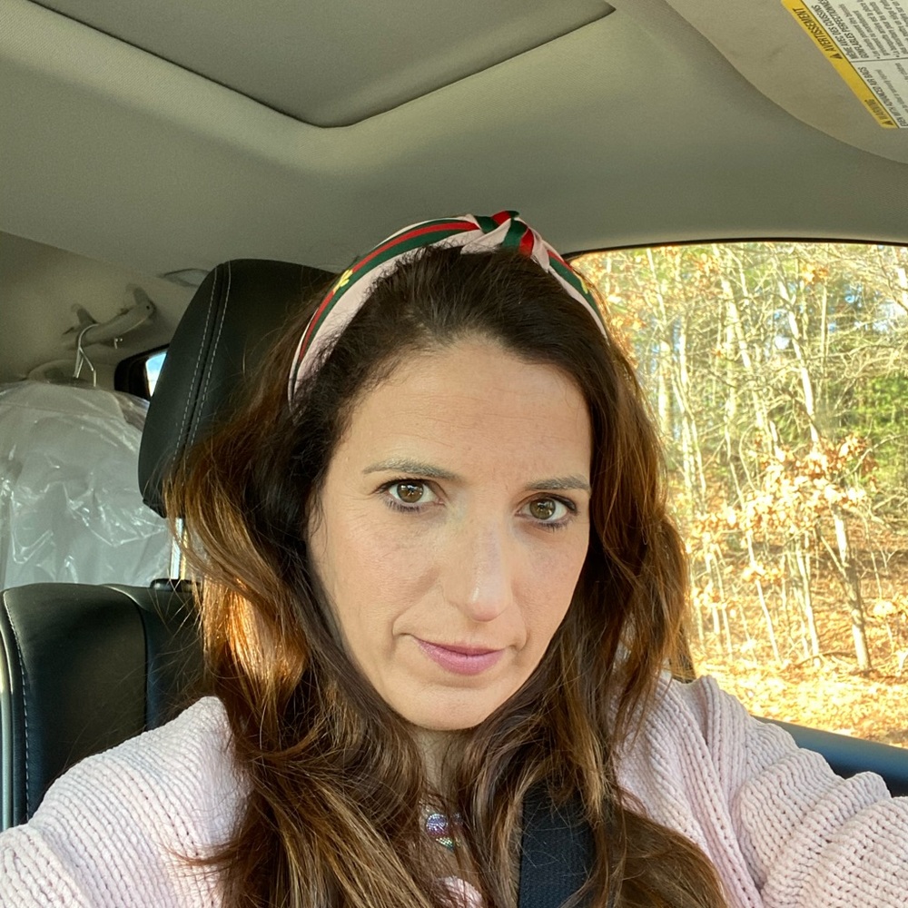 Meet your Posher, Julie